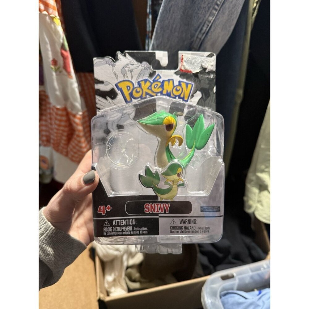 NEW Pokemon Black & White Snivy Basic Figure